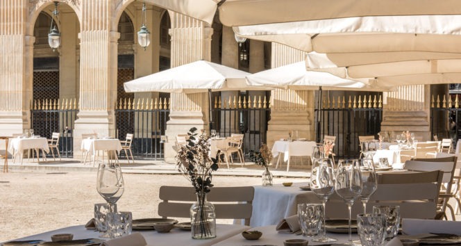 Palais_Royal_Restaurant_Terrasse_22_Guillaume_de_Laubier